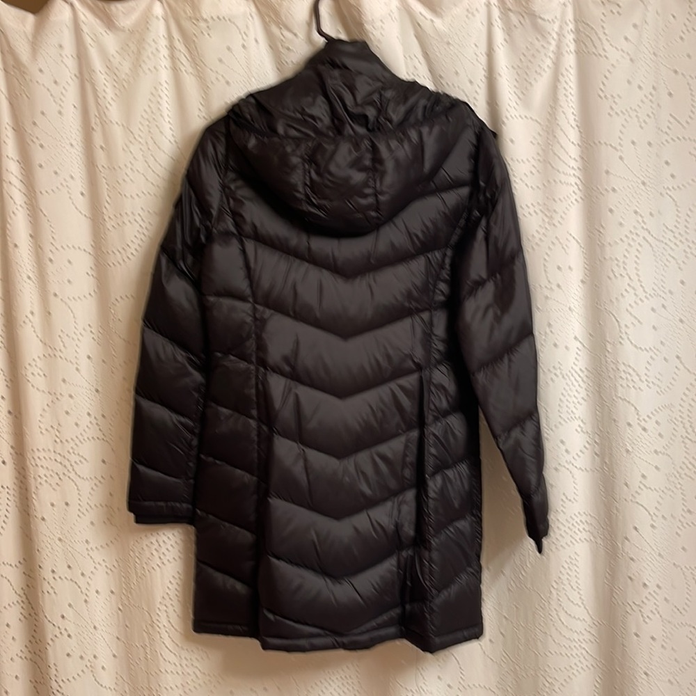 Packable Lightweight Premium Down Coat - image 4